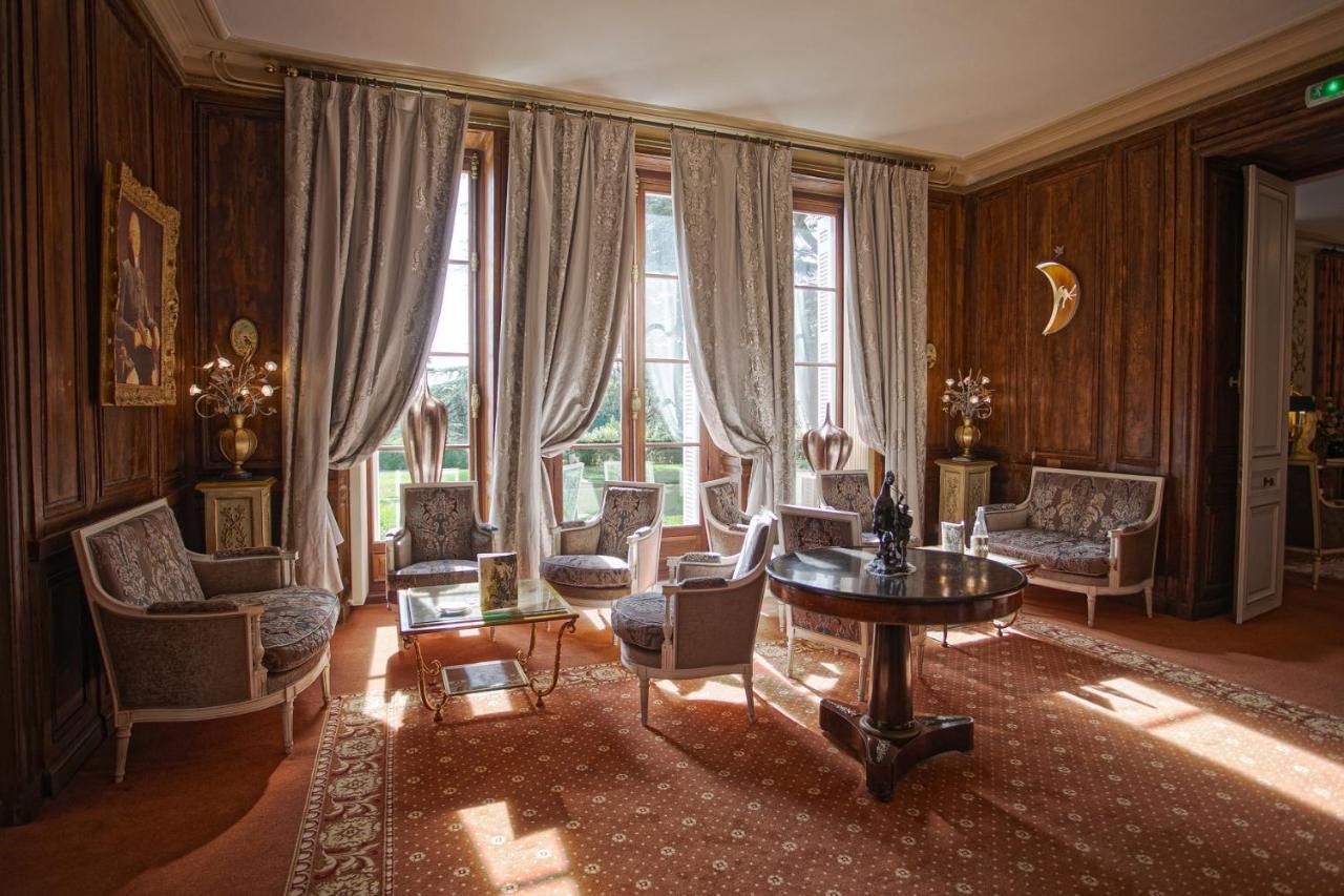 Chateau De Rochecotte Saint-Patrice Luaran gambar